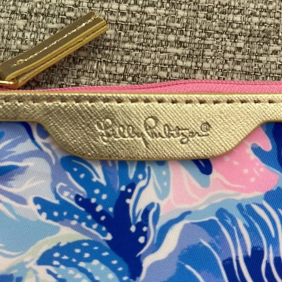 • Lilly Pulitzer • NWT • ID Case with Zipper & Key Ring - Picture 6 of 11